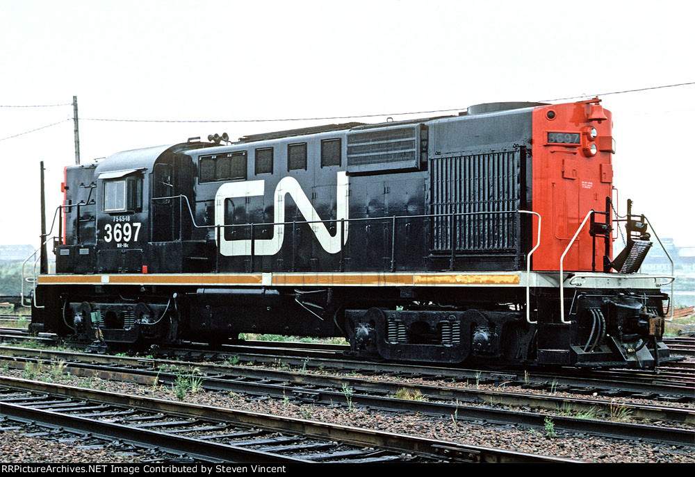 Canadian National MLW RS18 #3697